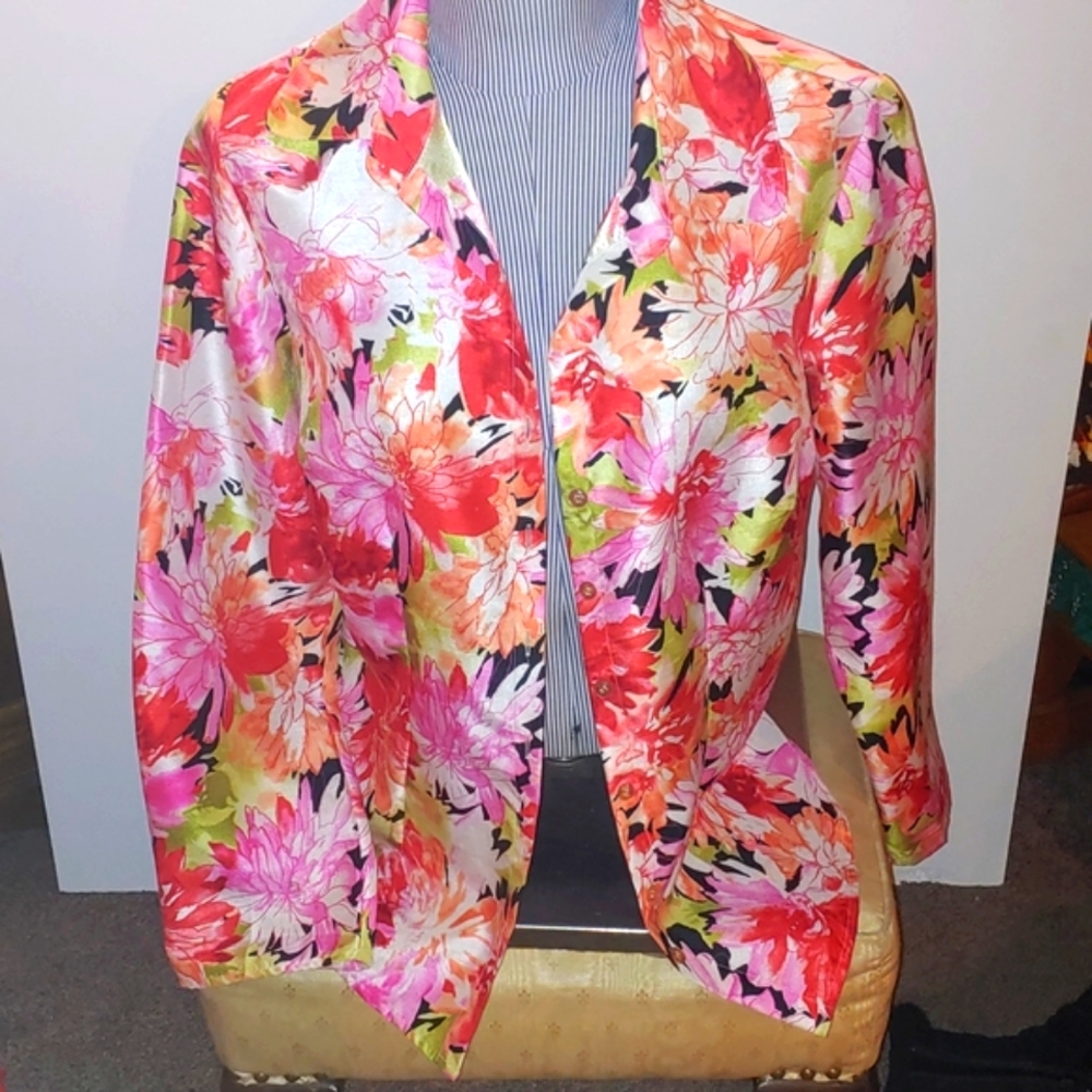 Vintage women's blouse size M